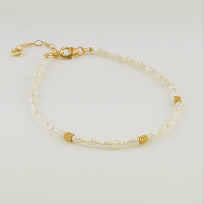 Ασημένιο βραχιόλι από μαργαριτάρια του γλυκού νερού